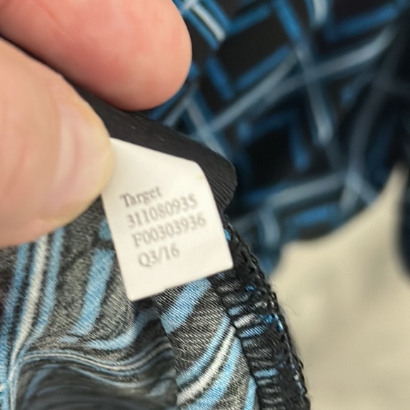 Beautiful blue black print loose fitting stretch dress from Target - Picture 11 of 11